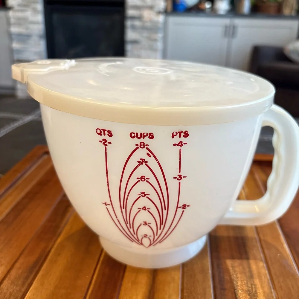 Tupperware 